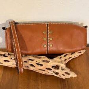 Patricia Nash Isla Studded Toiletries Bag / Cosmetic Case Tobacco Brown Leather
